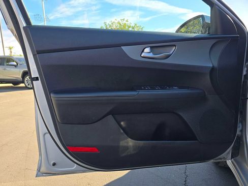 Used 2021 Kia Forte LXS image 20