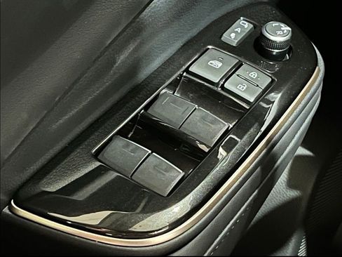 New 2026 Toyota Crown Platinum AWD/4WD image 34