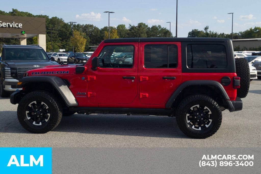 Used 2024 Jeep Wrangler Unlimited Rubicon 4xe AWD/4WD image 10
