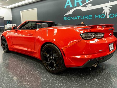Used 2020 Chevrolet Camaro SS image 9