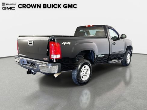 Used 2014 GMC Sierra 2500 SLE w/ Snow Plow Prep Package image 4