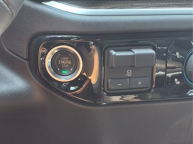 New 2026 Chevrolet Silverado 1500 RST AWD/4WD image 9