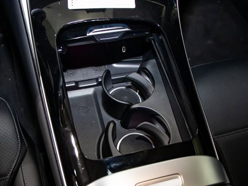 Certified 2025 Mercedes-Benz GLC 350e GLC 350e image 21