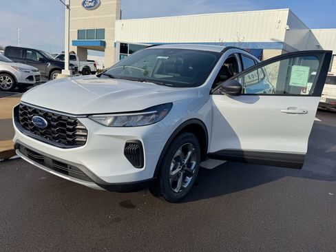 New 2026 Ford Escape ST-Line w/ Tech Pack #1 AWD/4WD image 31