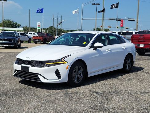 Used 2023 Kia K5 LXS FWD image 4