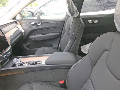 New 2026 Volvo XC60 T8 Plus w/ Protection Package Premier AWD/4WD image 9