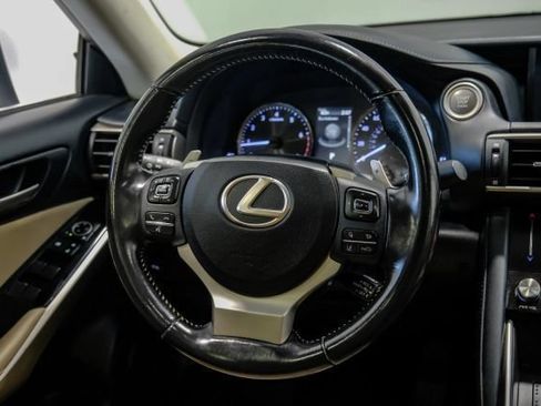 Used 2017 Lexus IS 200t w/ Premium Package RWD image 20