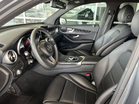 Used 2018 Mercedes-Benz GLC 300 4MATIC image 8