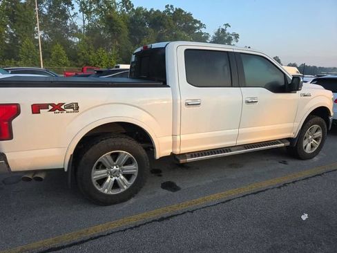 Used 2020 Ford F150 Lariat w/ Equipment Group 502A Luxury AWD/4WD image 4