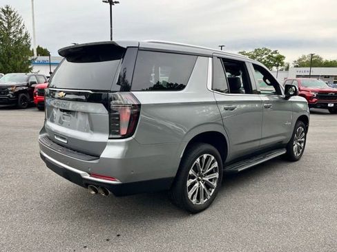 Used 2025 Chevrolet Tahoe High Country AWD/4WD image 6