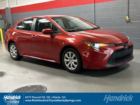 Used 2020 Toyota Corolla LE FWD image 1