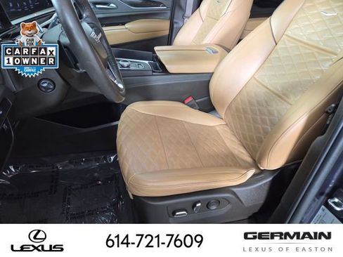 Used 2023 Cadillac Escalade Premium Luxury w/ LPO, Radiant Package AWD/4WD image 19