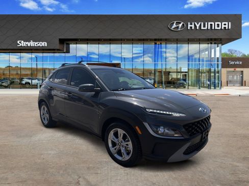 Certified 2023 Hyundai Kona SEL w/ Convenience Package AWD/4WD image 3