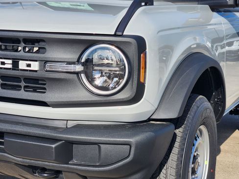 New 2026 Ford Bronco 2-Door AWD/4WD image 10