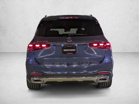 New 2026 Mercedes-Benz GLS 580 4MATIC image 8