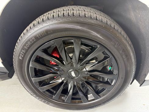 Used 2022 Cadillac Escalade ESV Luxury image 12