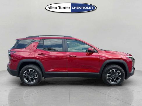 New 2026 Chevrolet Equinox ACTIV AWD/4WD image 3