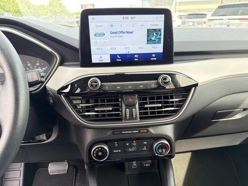 Used 2022 Ford Escape SE AWD/4WD image 30