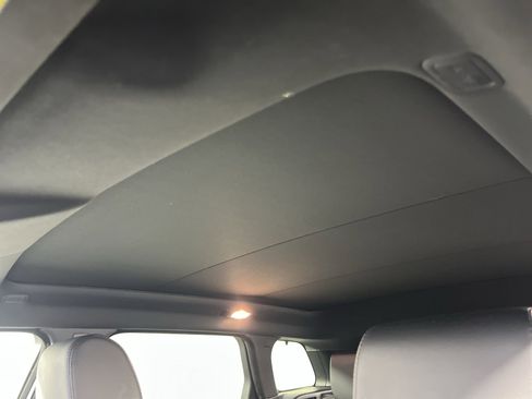 Used 2013 Land Rover Range Rover Evoque Pure Plus image 24