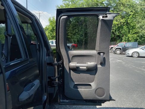 Used 2007 Chevrolet Silverado 1500 LT w/ 1LT Convenience Package image 12