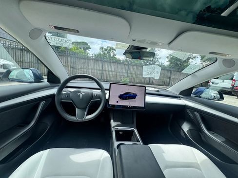 Used 2023 Tesla Model 3 Standard Range RWD image 2