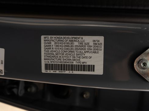 Certified 2025 Honda Pilot Elite image 49