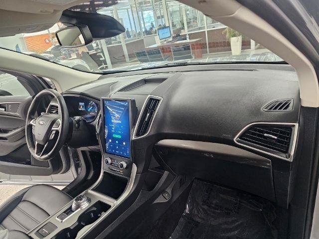 Used 2024 Ford Edge SEL AWD/4WD image 15