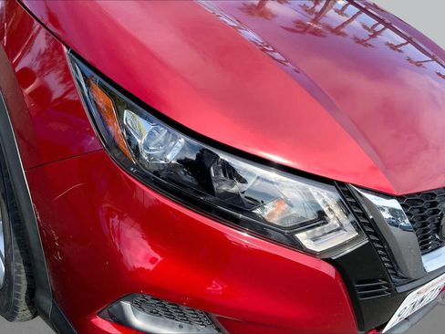 Used 2022 Nissan Rogue Sport SV FWD image 27