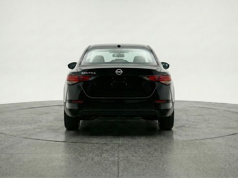 Used 2025 Nissan Sentra SV image 6