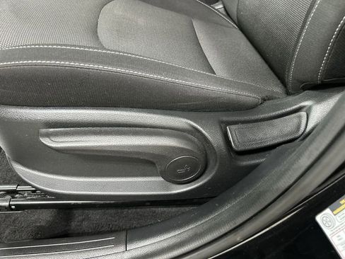Certified 2023 Kia Forte LXS FWD image 10
