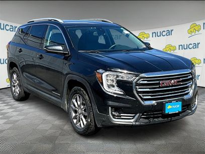Used 2022 GMC Terrain SLT w/ Infotainment Package II