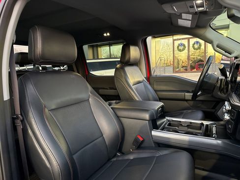 Used 2024 Ford F350 Lariat w/ Chrome Package image 24