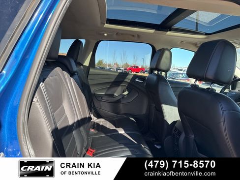 Used 2017 Ford Escape Titanium image 8