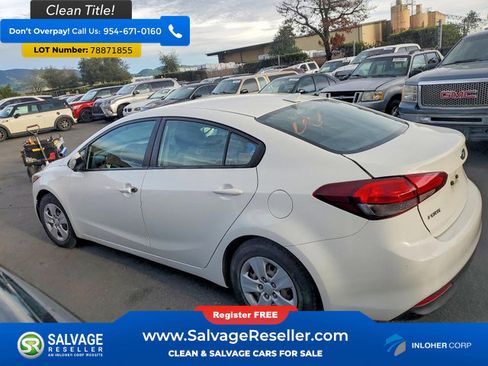 Used 2017 Kia Forte LX image 3