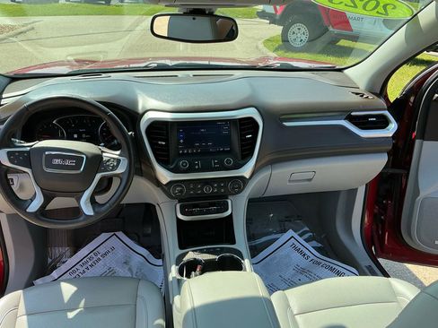 Used 2023 GMC Acadia SLT FWD image 14