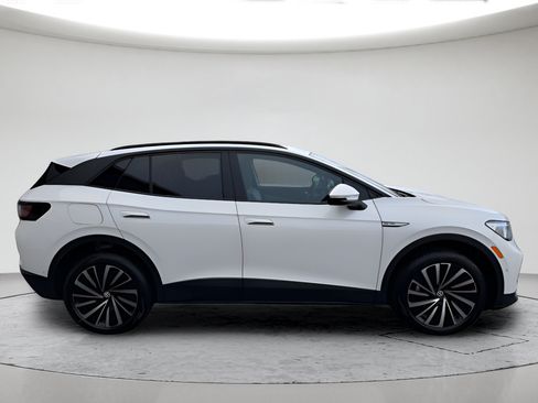New 2026 Volkswagen ID.4 Pro AWD/4WD image 2