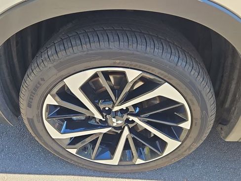 Used 2024 Mitsubishi Outlander SE image 10