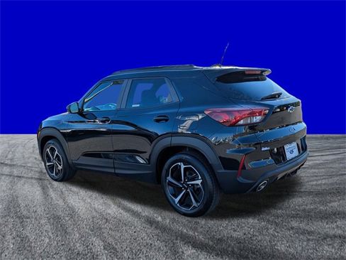 Used 2023 Chevrolet TrailBlazer RS w/ Sun and Liftgate Package image 6