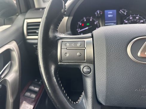 Used 2019 Lexus GX 460 Premium image 18