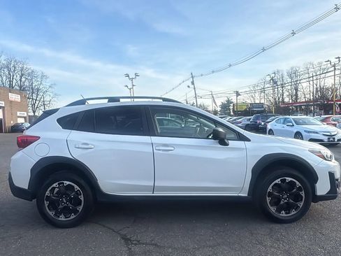 Used 2023 Subaru Crosstrek 2.0i image 4