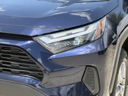 Used 2025 Toyota RAV4 XLE w/ Convenience Package FWD image 12