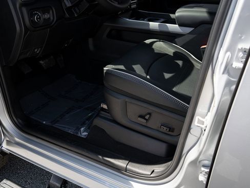 New 2026 RAM 2500 Laramie image 17