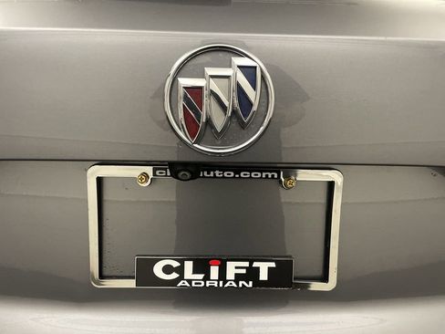 Used 2021 Buick Envision Essence FWD image 24