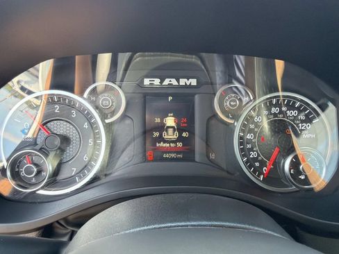Used 2025 RAM 1500 Tradesman RWD image 27