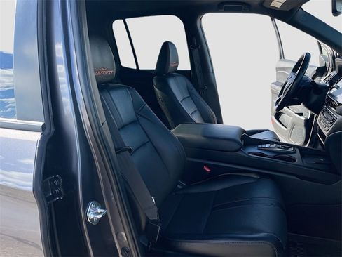 Used 2025 Honda Ridgeline TrailSport image 29