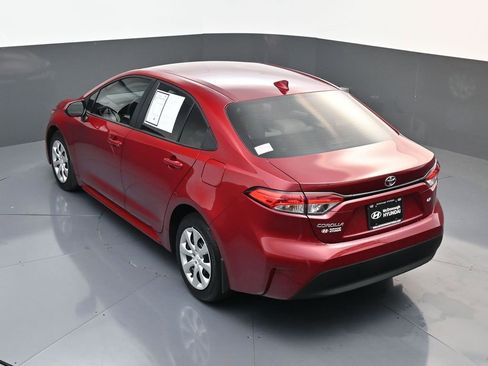 Used 2026 Toyota Corolla LE FWD image 18
