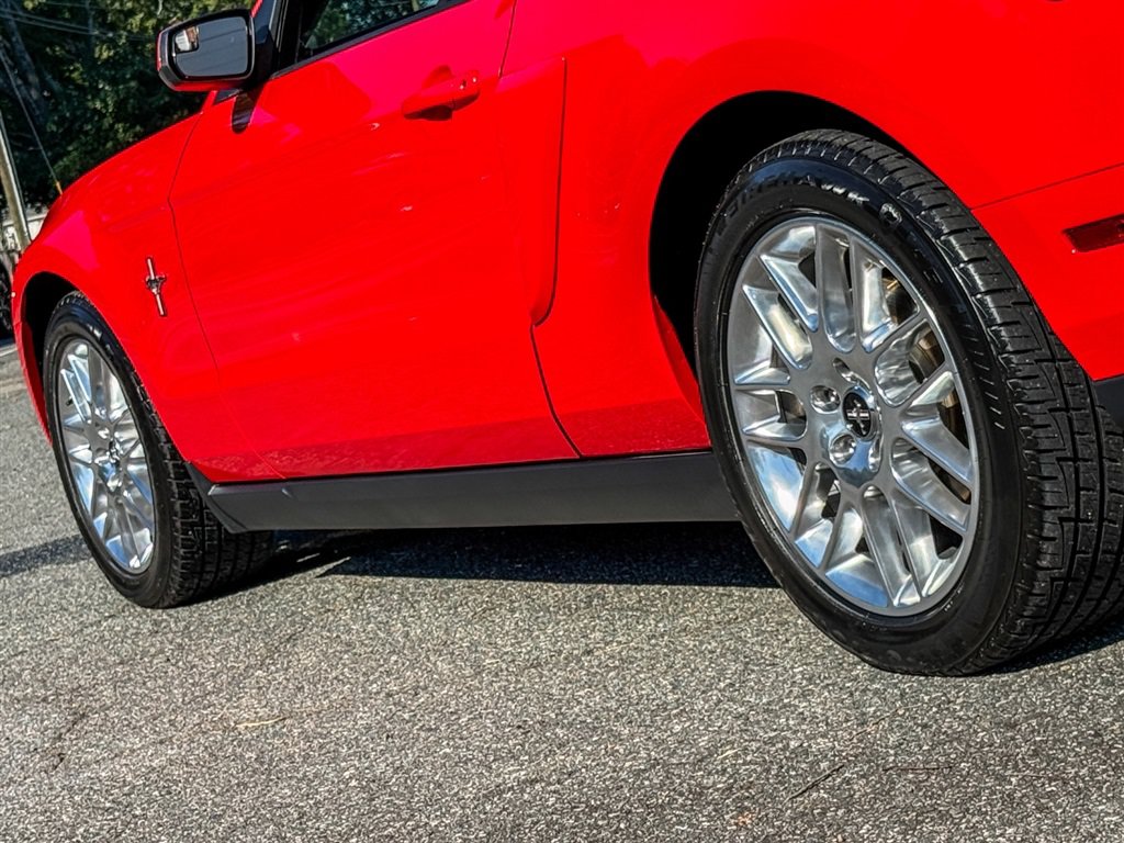 Used 2012 Ford Mustang Premium RWD image 24