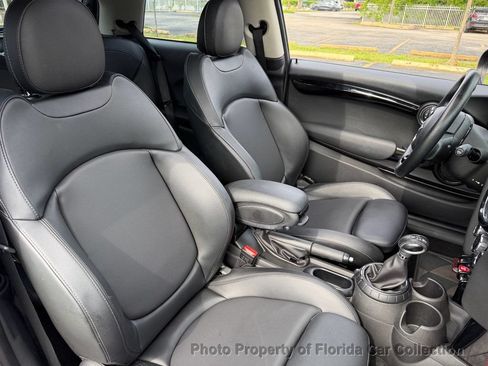 Used 2016 MINI Cooper S FWD image 10