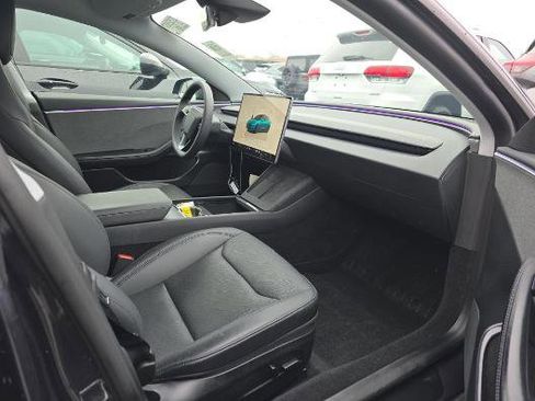 Used 2025 Tesla Model 3 Long Range image 8