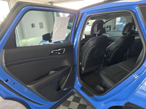Used 2026 Kia Sportage SX image 37